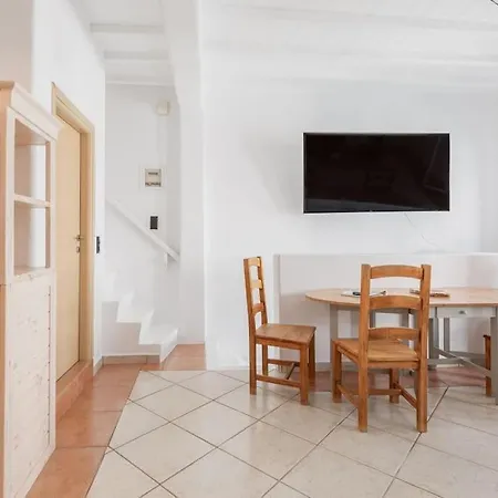 Ikade Mykonos Down Town